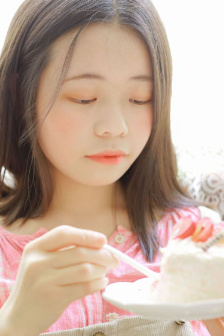 厕所少年在线观看